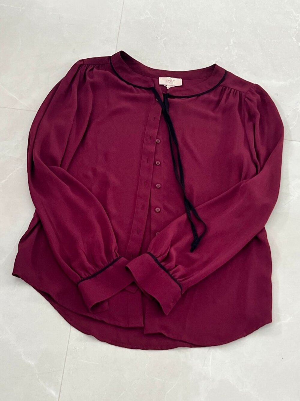 LOFT Burgundy Wine Red Tie-Neck Button Down Blouse (Size XS)